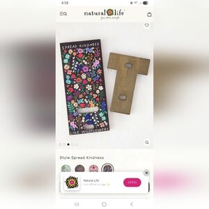 "Natural Life" Phone Holder And Charger with Wildflowers Design